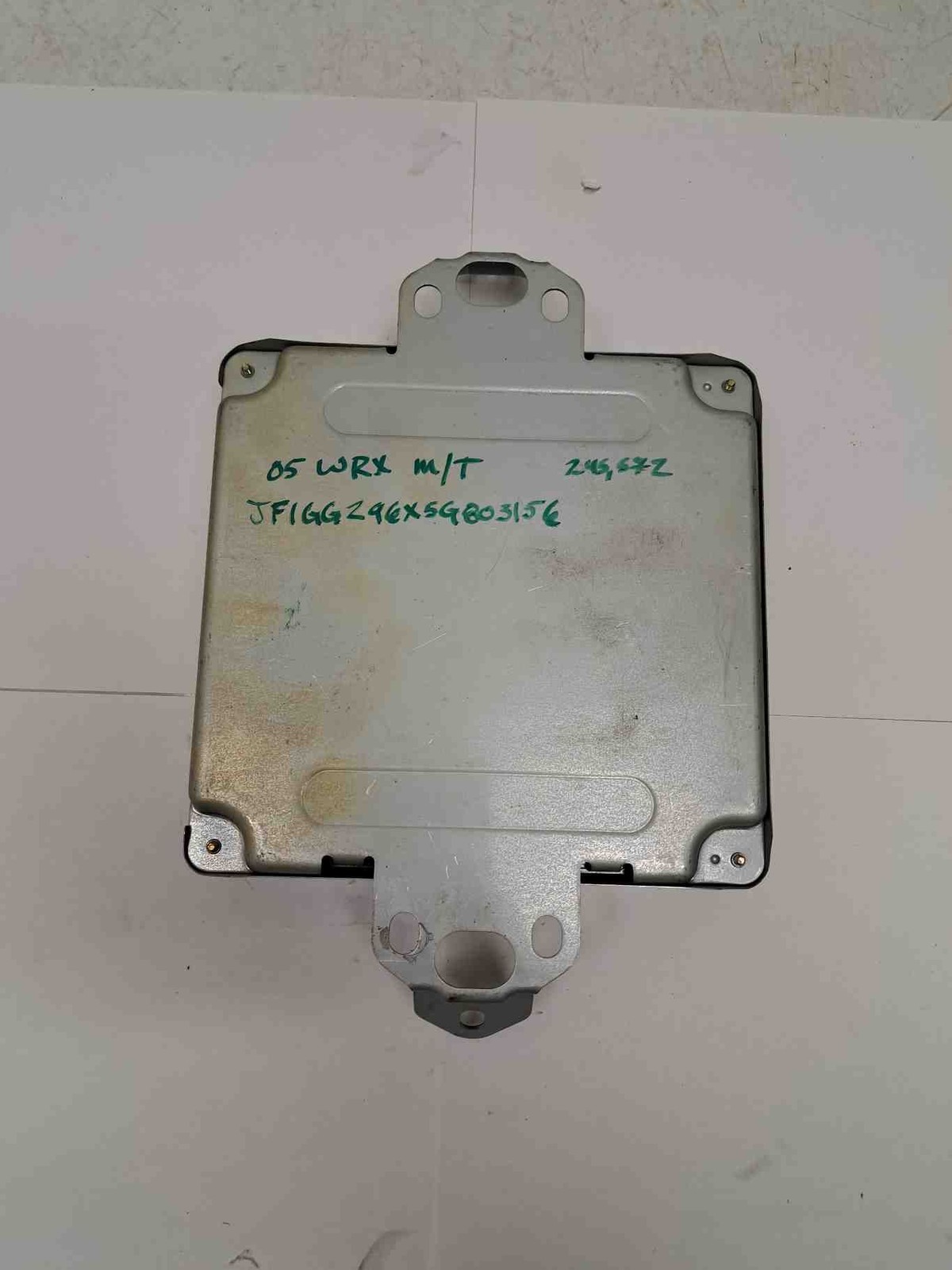 05 Subaru WRX Engine Control Module ECM 2.0L EJ205 ECU MT OEM 22611AJ890
