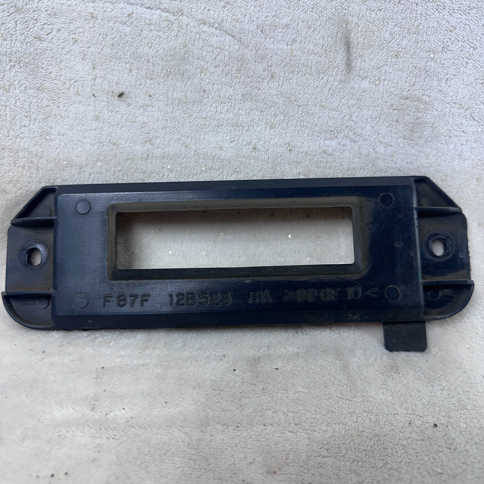 98-01 Ford Ranger ECU Computer Mount Bracket Cover OEM PCM ECM Holder
