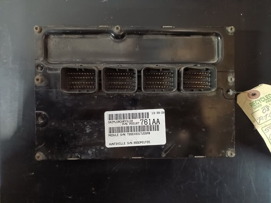 P05187761AA Chrysler PT Cruiser 2007-2010 ecu ecm computer