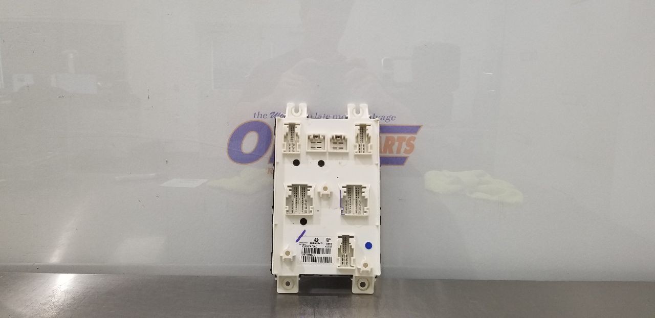 19 DODGE RAM 1500 CLASSIC BIG HORN BCM BODY CONTROL MODULE 68357472AD