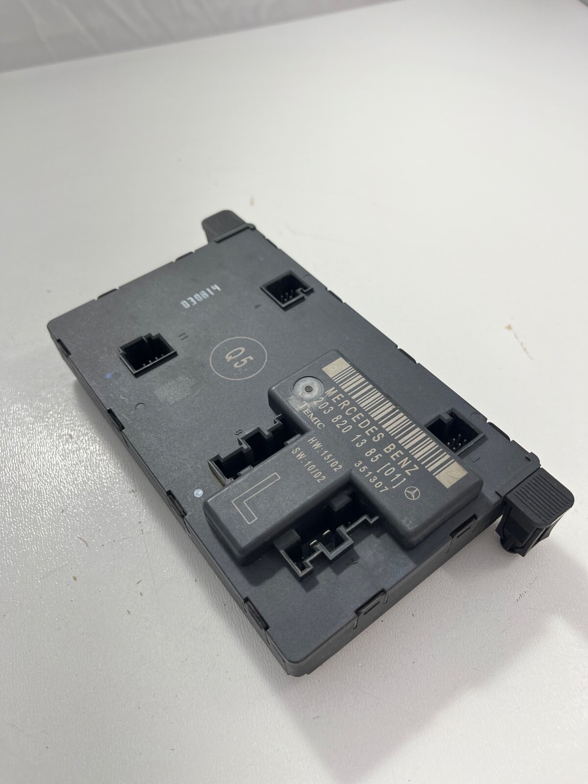MERCEDES C Door Control Module Unit Front Left C Class W203 OEM A 2038201385