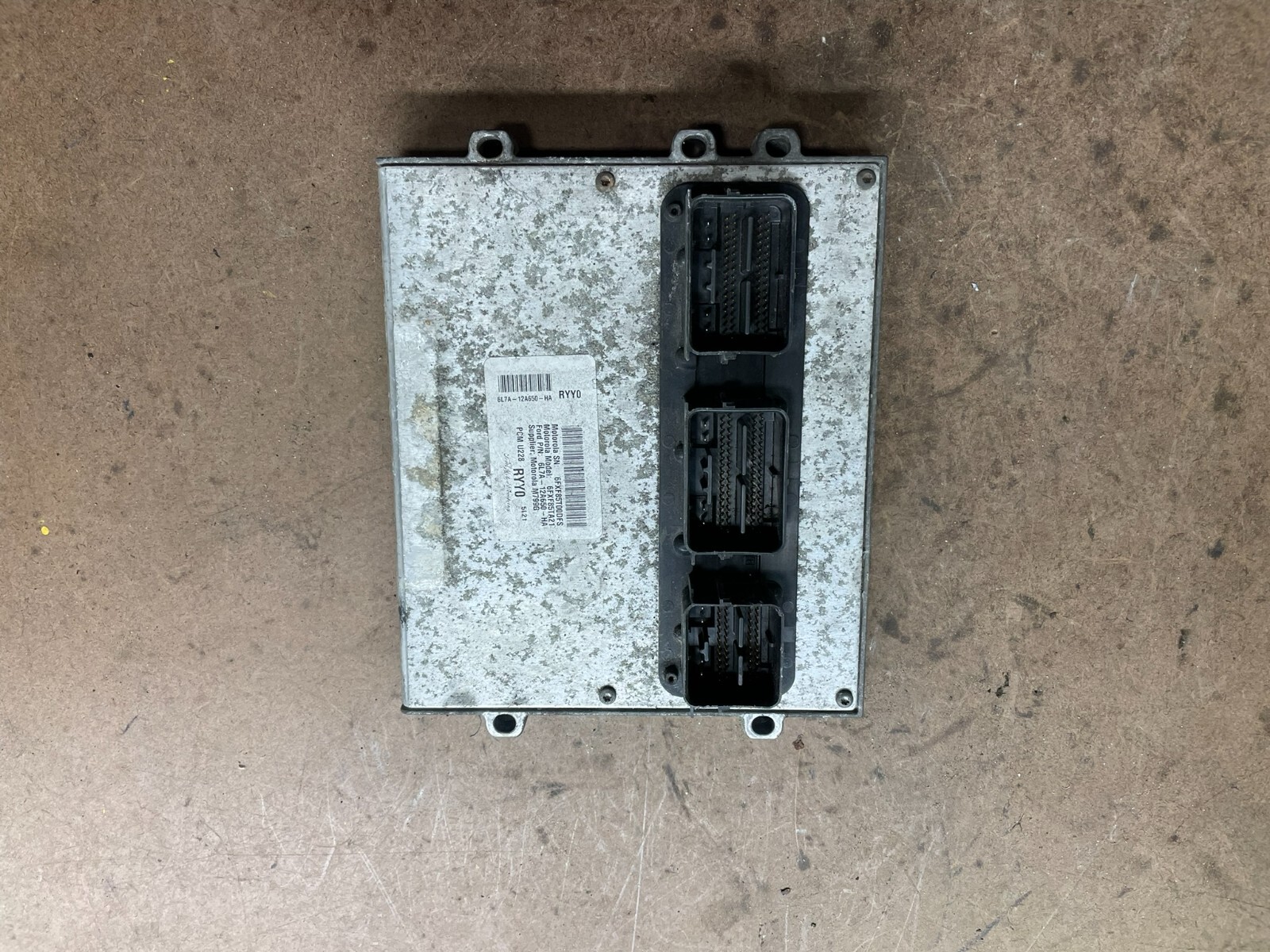 2006 Lincoln Navigator 5.4L Engine Control Unit ECU 6l7a-12a650-ha j5042 DG